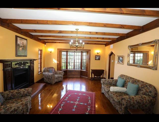 4 BEDROOM HOUSE FOR SALE IN PADFIELD PARK